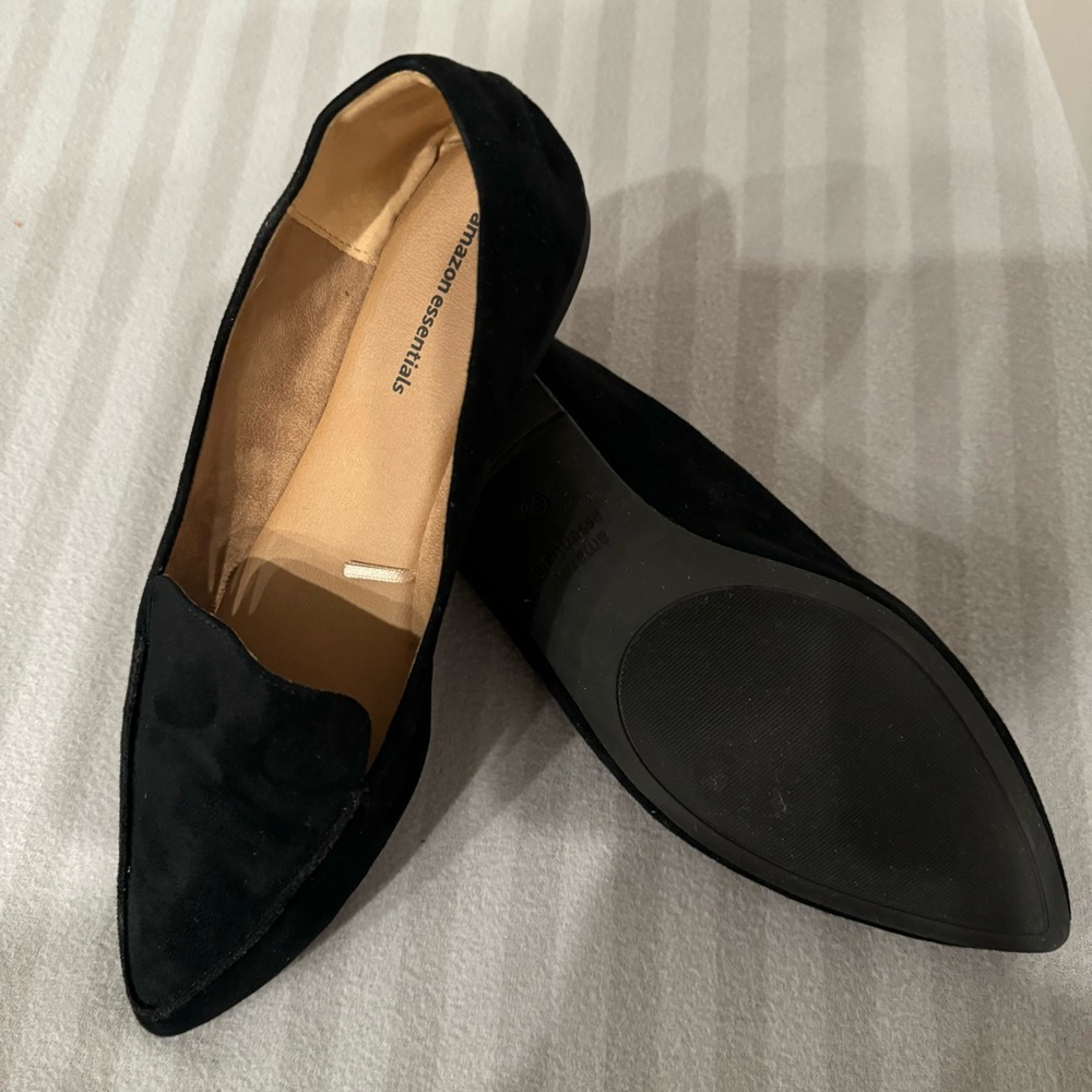 Amazon Essentials - Black Women's Loafer Flat size 9.5